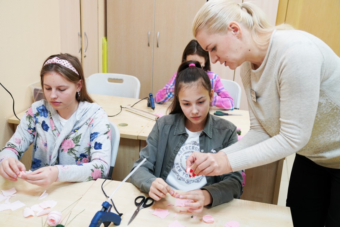 Здесь распускаются бутоны..